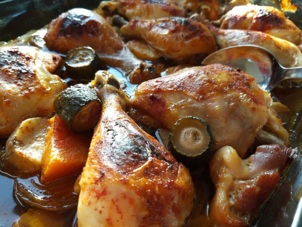 עוף עם ירקות בתנור שחר סמיט תזונה טבעית
